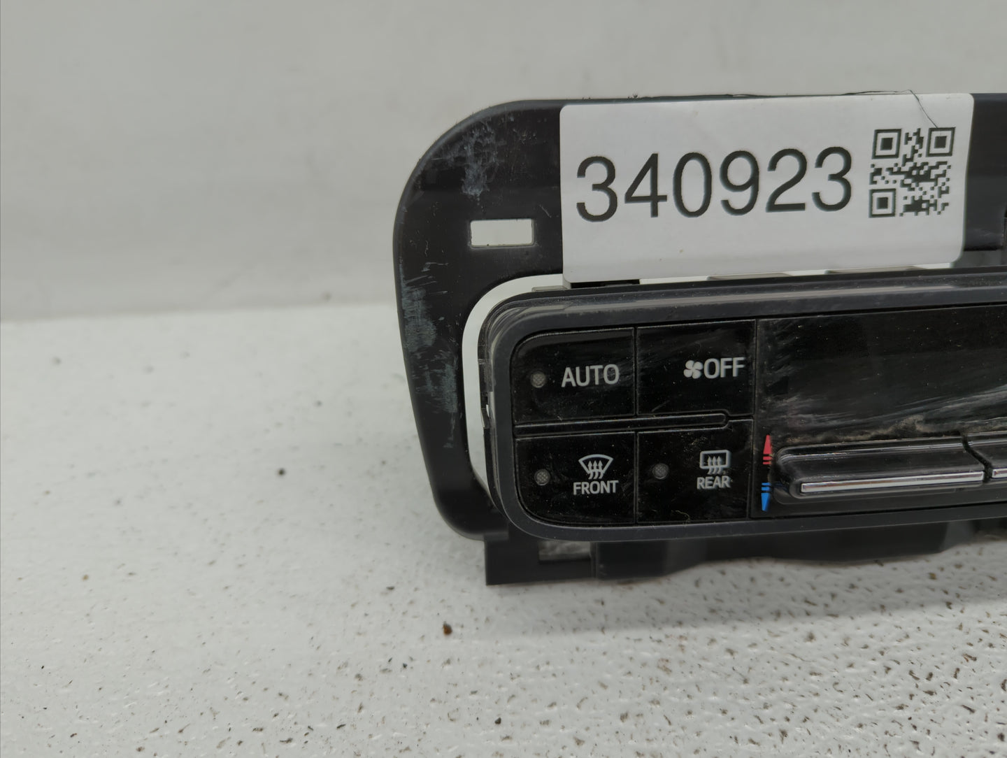 2017-2019 Toyota Corolla Climate Control Module Temperature AC/Heater Replacement P/N:55900-02A30 55468-02060 Fits OEM Used 