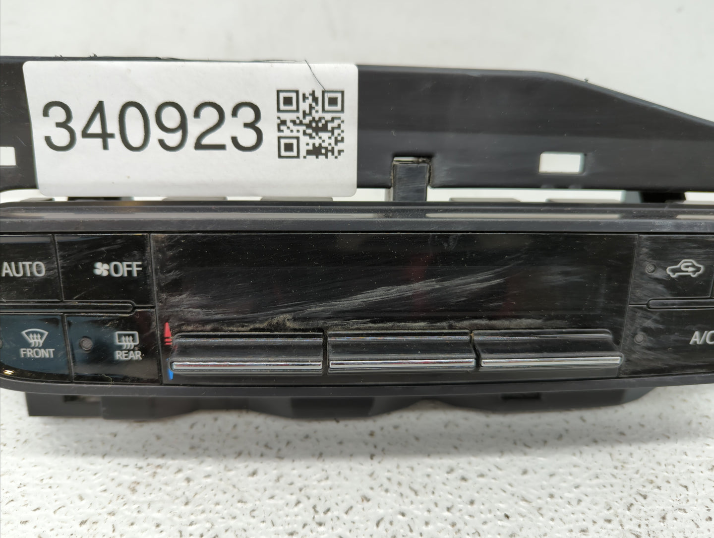 2017-2019 Toyota Corolla Climate Control Module Temperature AC/Heater Replacement P/N:55900-02A30 55468-02060 Fits OEM Used 