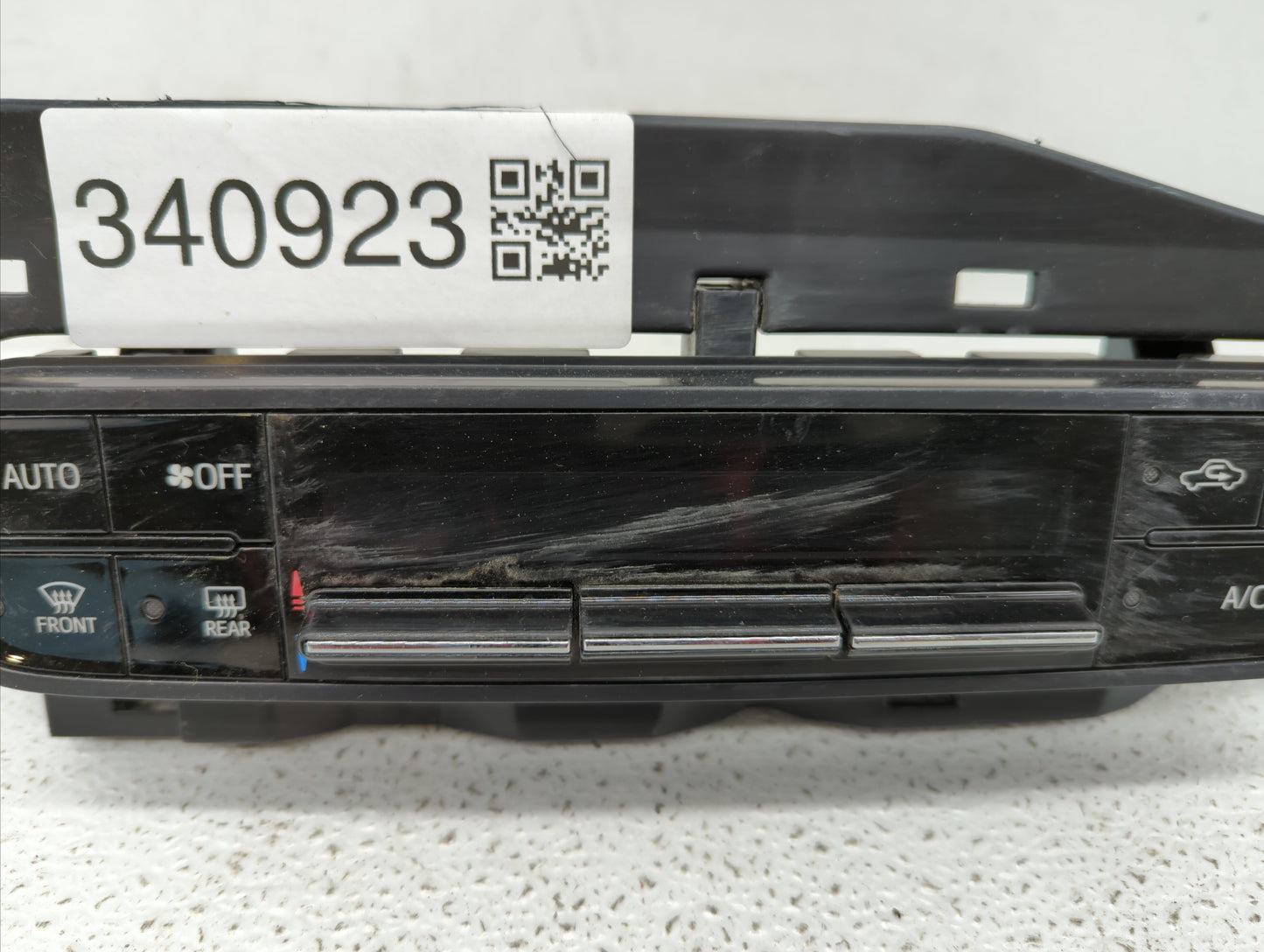2017-2019 Toyota Corolla Climate Control Module Temperature AC/Heater Replacement P/N:55900-02A30 55468-02060 Fits OEM Used 