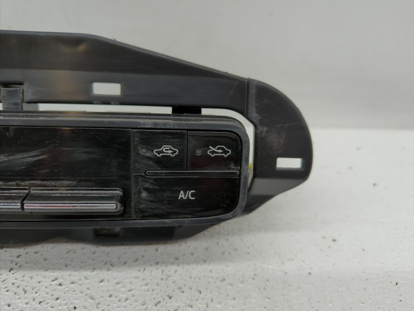 2017-2019 Toyota Corolla Climate Control Module Temperature AC/Heater Replacement P/N:55900-02A30 55468-02060 Fits OEM Used 