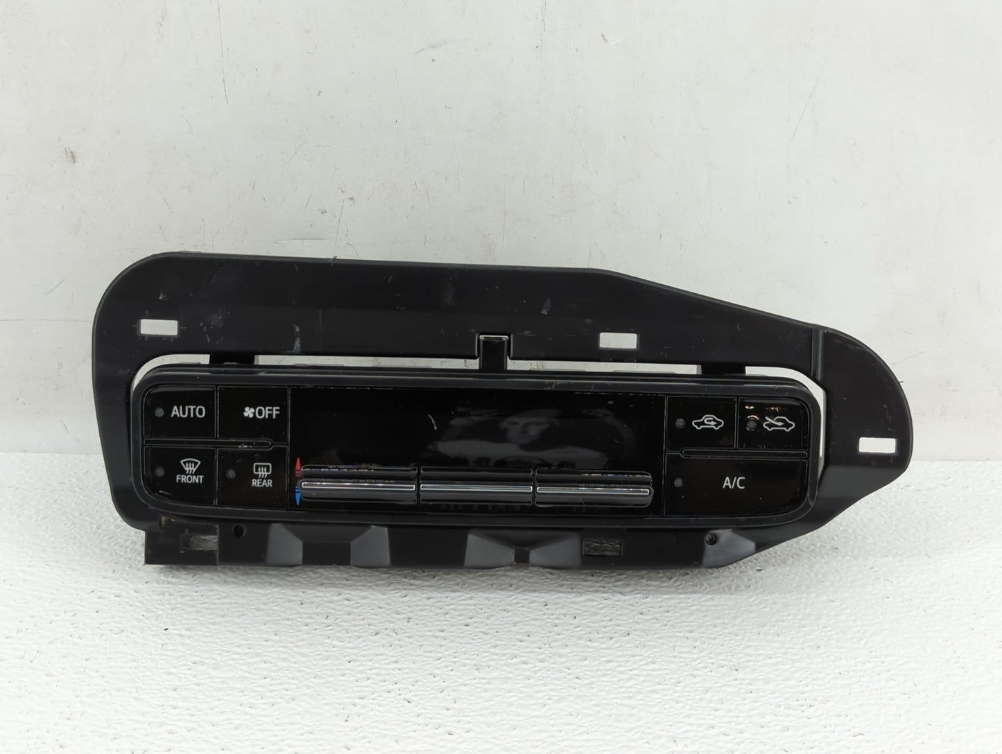 2019 Toyota Corolla Climate Control Module Temperature AC/Heater Replacement P/N:75K114 Fits Fits 2016 2017 2018 OEM Used Au