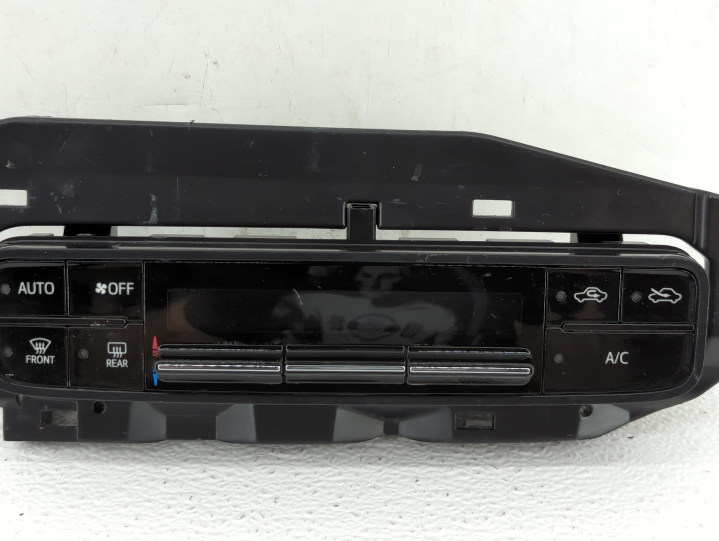 2019 Toyota Corolla Climate Control Module Temperature AC/Heater Replacement P/N:75K114 Fits Fits 2016 2017 2018 OEM Used Au