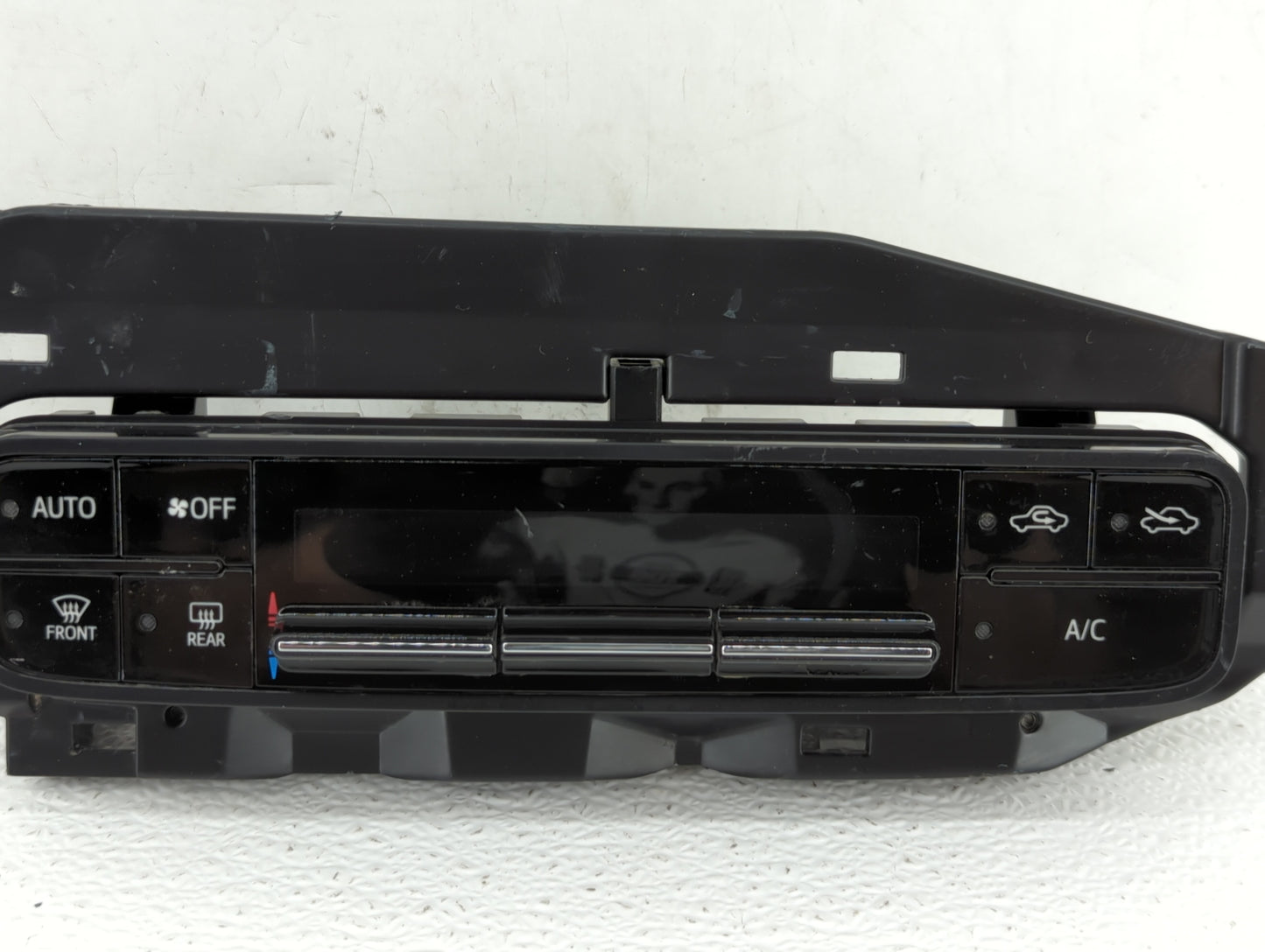 2019 Toyota Corolla Climate Control Module Temperature AC/Heater Replacement P/N:75K114 Fits Fits 2016 2017 2018 OEM Used Au