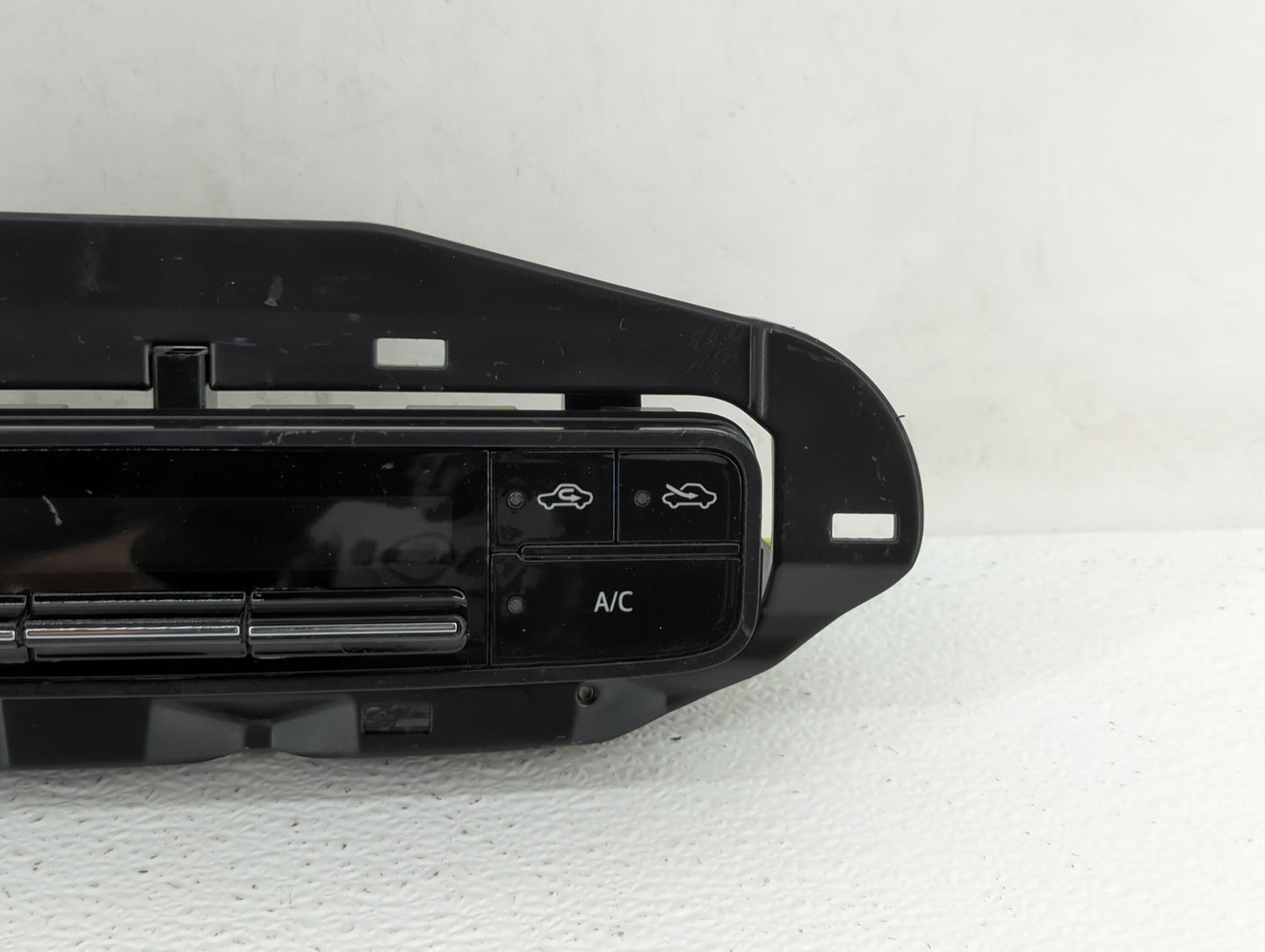 2019 Toyota Corolla Climate Control Module Temperature AC/Heater Replacement P/N:75K114 Fits Fits 2016 2017 2018 OEM Used Au