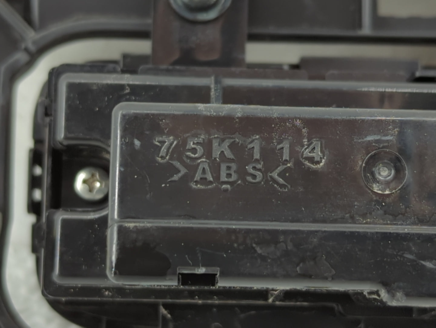 2019 Toyota Corolla Climate Control Module Temperature AC/Heater Replacement P/N:75K114 Fits Fits 2016 2017 2018 OEM Used Au