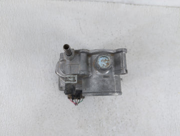 2011-2018 Toyota Corolla Throttle Body P/N:22030-0T080 Fits Fits 2011 2012 2013 2014 2015 2016 2017 2018 OEM Used Auto Parts