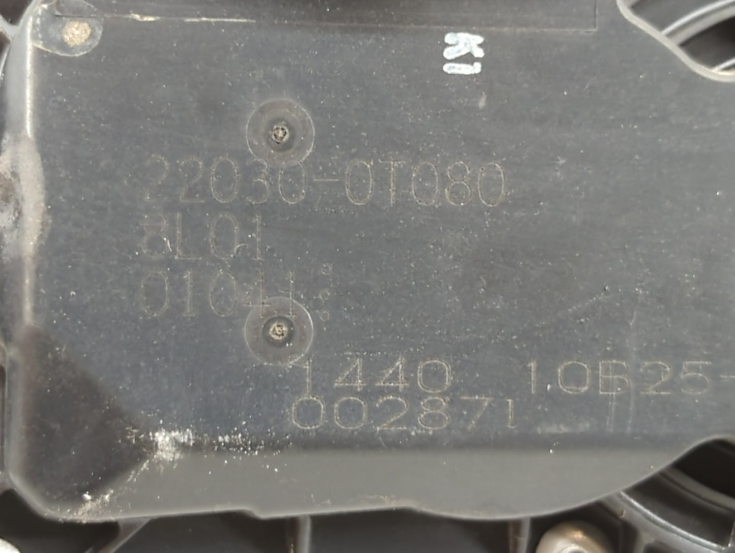 2011-2018 Toyota Corolla Throttle Body P/N:22030-0T080 Fits Fits 2011 2012 2013 2014 2015 2016 2017 2018 OEM Used Auto Parts