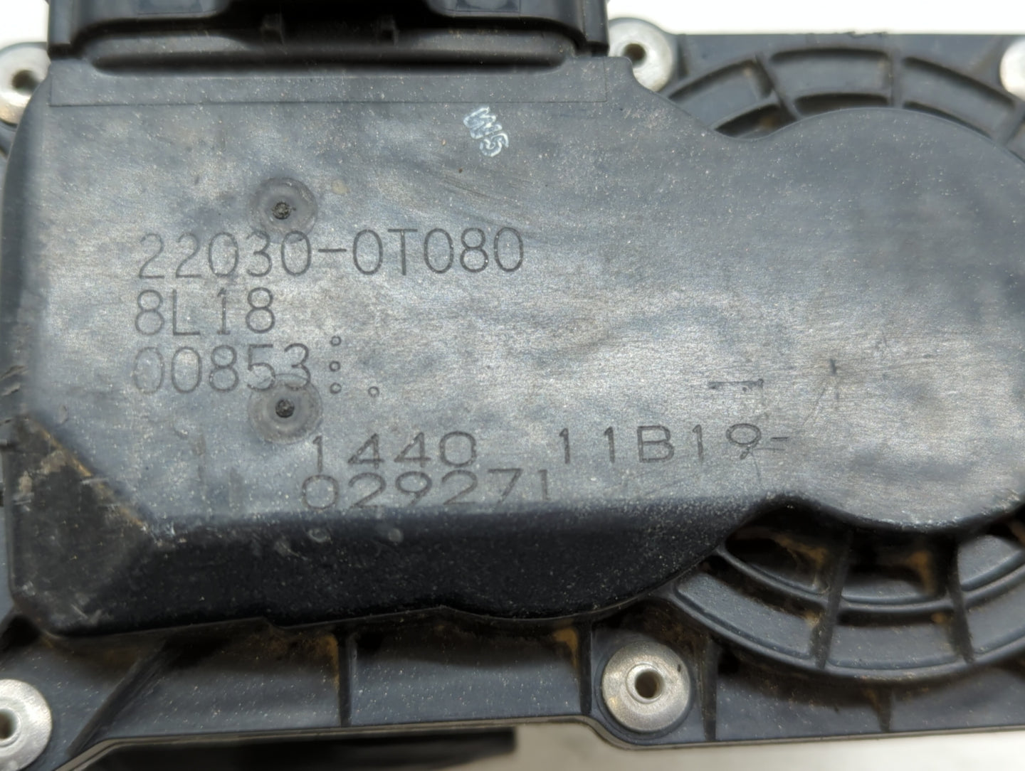 2011-2018 Toyota Corolla Throttle Body P/N:22030-0T080 Fits Fits 2011 2012 2013 2014 2015 2016 2017 2018 OEM Used Auto Parts