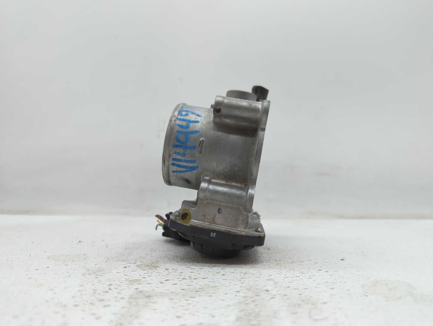 2011-2018 Toyota Corolla Throttle Body P/N:22030-0T080 Fits Fits 2011 2012 2013 2014 2015 2016 2017 2018 OEM Used Auto Parts