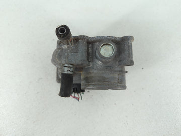 2011-2018 Toyota Corolla Throttle Body P/N:22030-0T080 Fits Fits 2011 2012 2013 2014 2015 2016 2017 2018 OEM Used Auto Parts