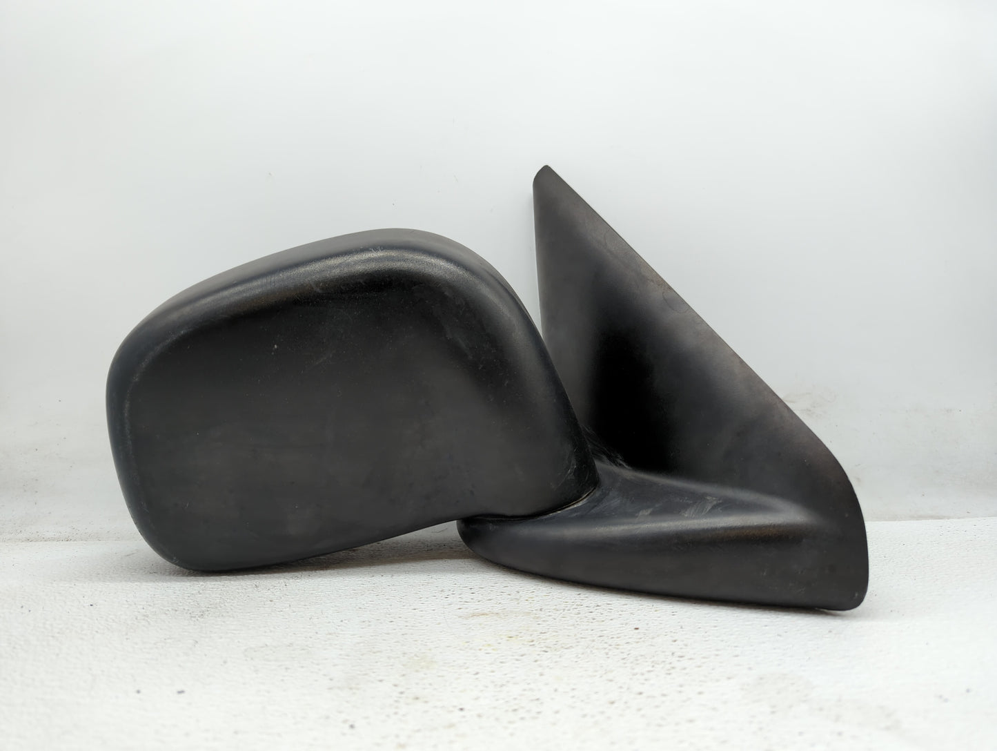 2014-2019 Toyota Corolla Passenger Side View Mirror - Right Door Mirror OEM Used - Oemusedautoparts1.com