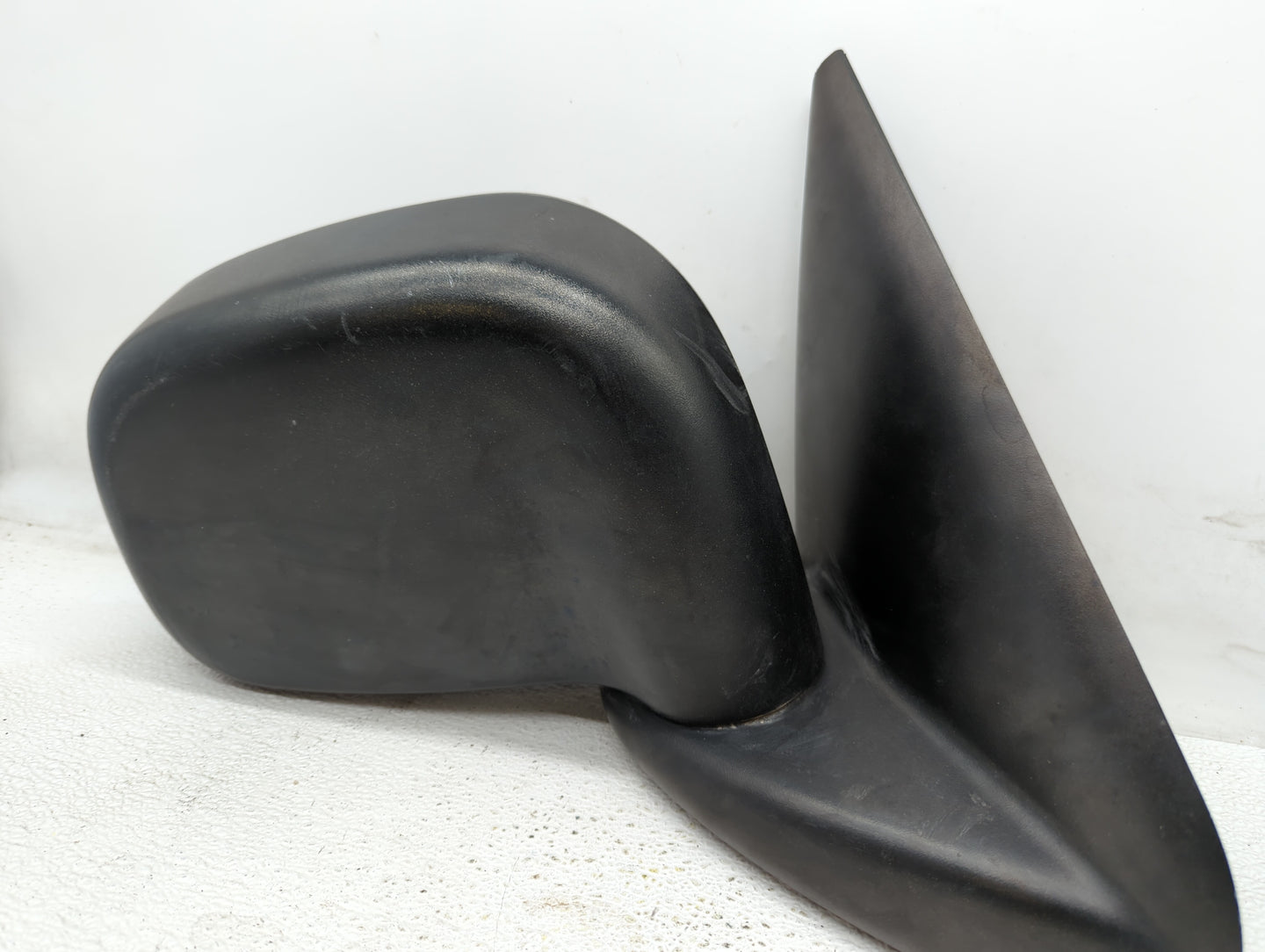 2014-2019 Toyota Corolla Passenger Side View Mirror - Right Door Mirror OEM Used - Oemusedautoparts1.com