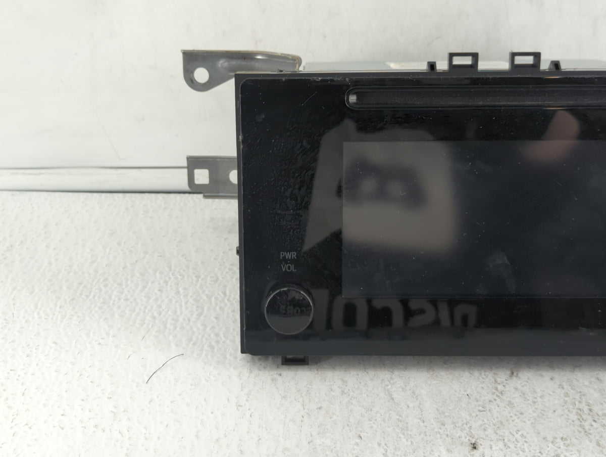 2017-2018 Toyota Corolla Am Fm Cd Player Radio Receiver 374869 - Oemusedautoparts1.com