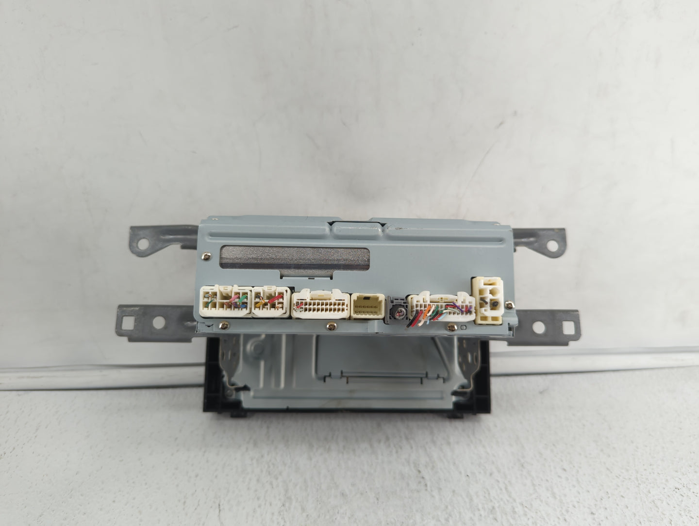 2017-2018 Toyota Corolla Am Fm Cd Player Radio Receiver - Oemusedautoparts1.com