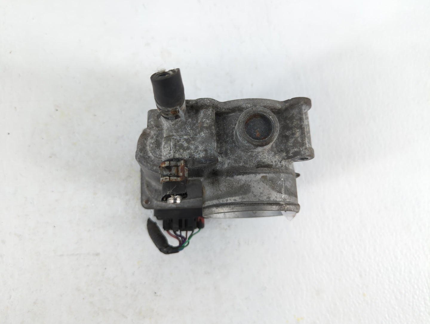 2011-2018 Toyota Corolla Throttle Body P/N:22030-0T080 Fits Fits 2011 2012 2013 2014 2015 2016 2017 2018 OEM Used Auto Parts