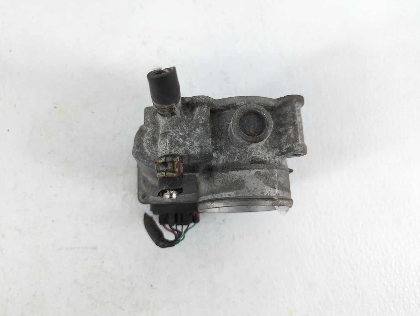2011-2018 Toyota Corolla Throttle Body P/N:22030-0T080 Fits Fits 2011 2012 2013 2014 2015 2016 2017 2018 OEM Used Auto Parts
