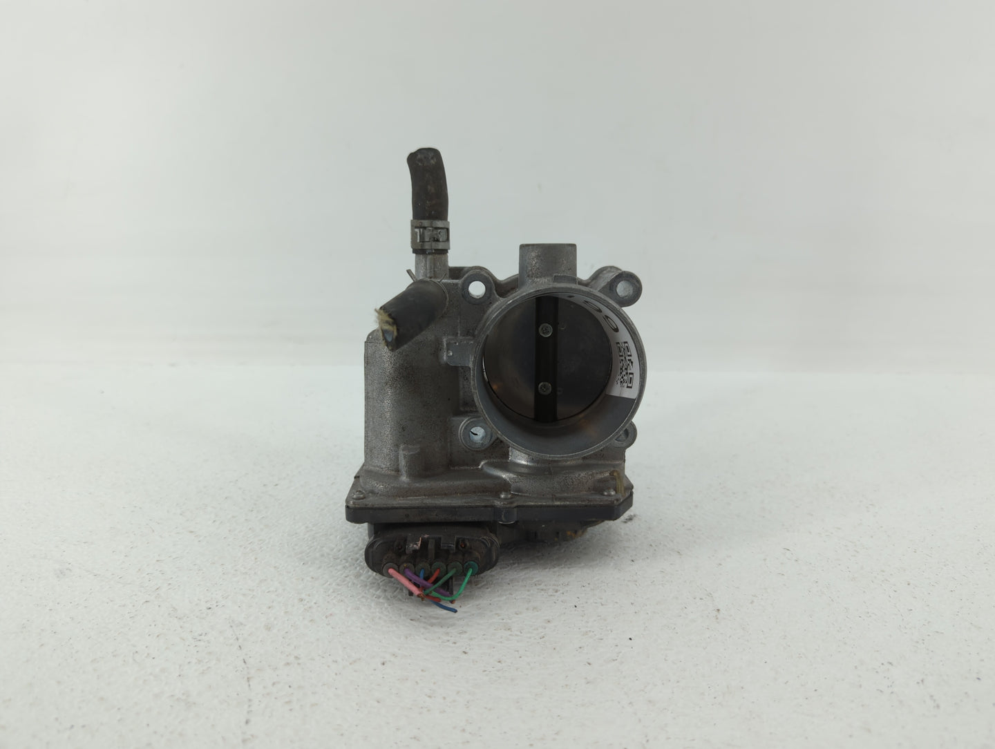 2011-2018 Toyota Corolla Throttle Body P/N:22030-0T080 Fits Fits 2011 2012 2013 2014 2015 2016 2017 2018 OEM Used Auto Parts