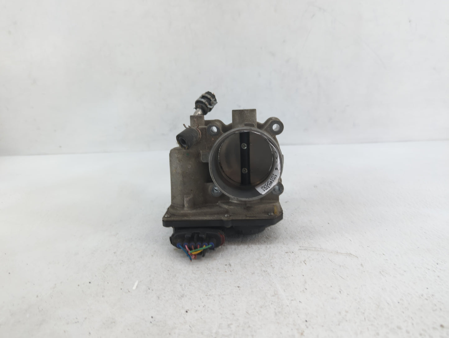 2011-2018 Toyota Corolla Throttle Body P/N:22030-0T080 Fits Fits 2011 2012 2013 2014 2015 2016 2017 2018 OEM Used Auto Parts