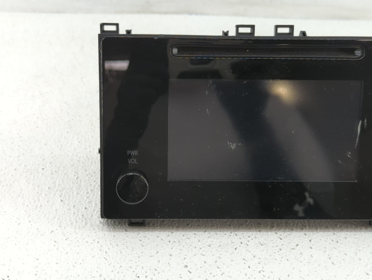 2017-2018 Toyota Corolla Am Fm Cd Player Radio Receiver 409219 - Oemusedautoparts1.com