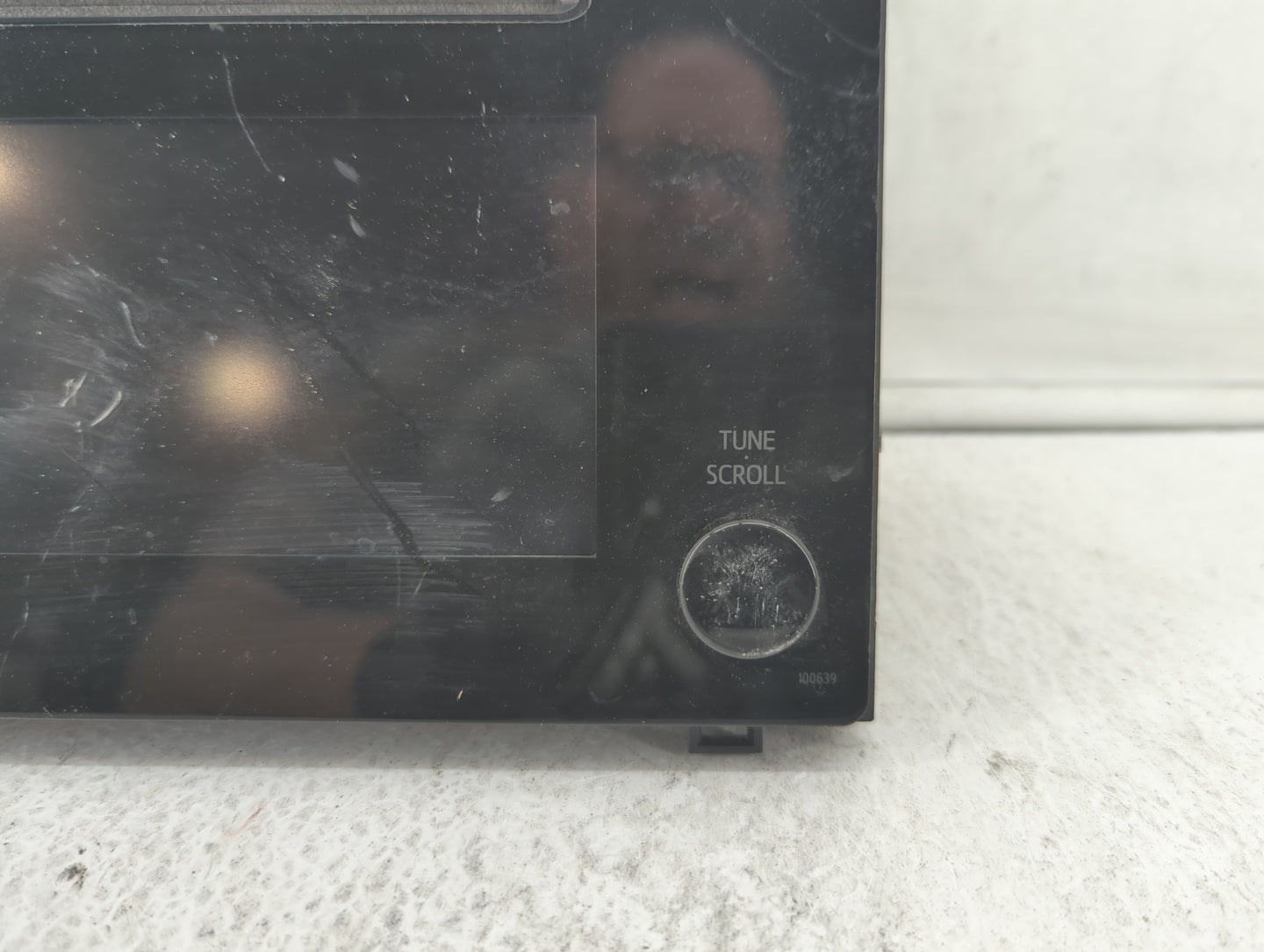 2017-2019 Toyota Corolla Am Fm Cd Player Radio Receiver - Oemusedautoparts1.com