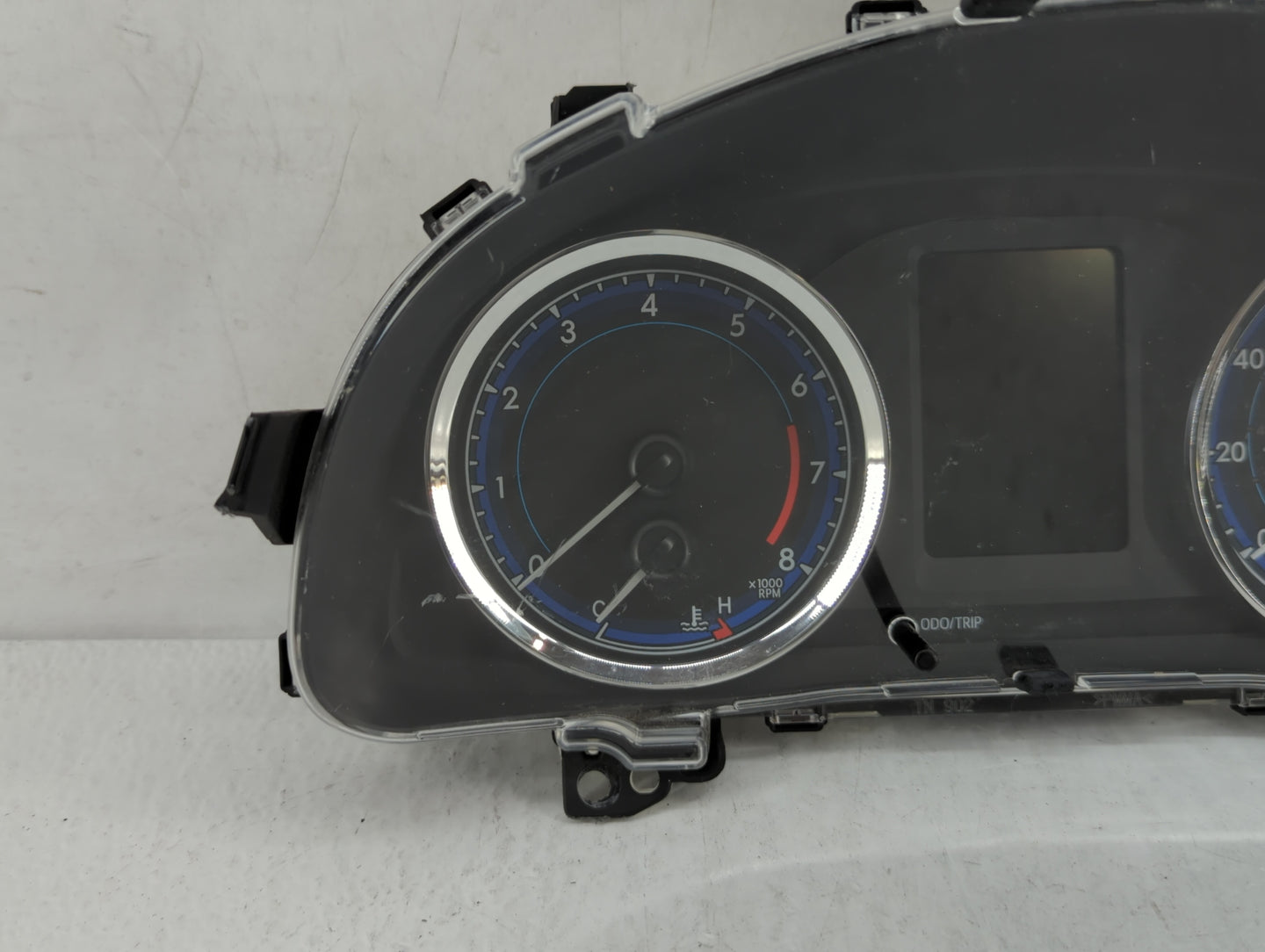 2018-2019 Toyota Corolla Instrument Cluster Speedometer Gauges P/N:TN157580-9380 83800-F2U80-00 Fits Fits 2018 2019 OEM Used