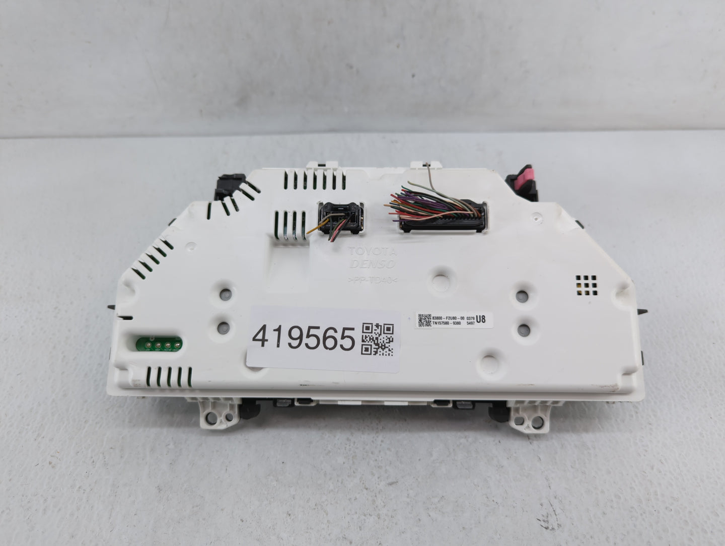 2018-2019 Toyota Corolla Instrument Cluster Speedometer Gauges P/N:TN157580-9380 83800-F2U80-00 Fits Fits 2018 2019 OEM Used