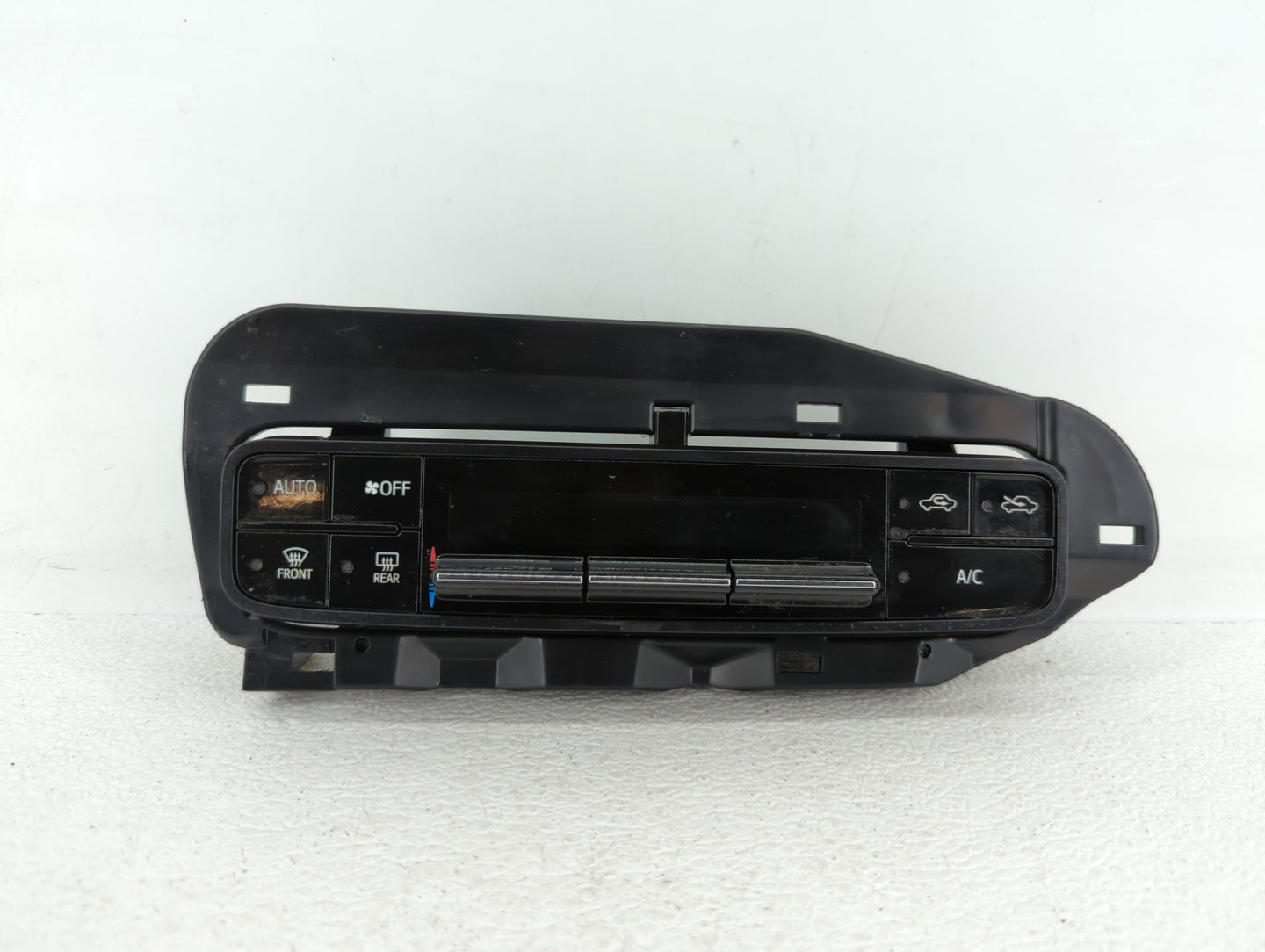 2017-2019 Toyota Corolla Climate Control Module Temperature AC/Heater Replacement P/N:55900-02A30 55468-02060 Fits OEM Used 