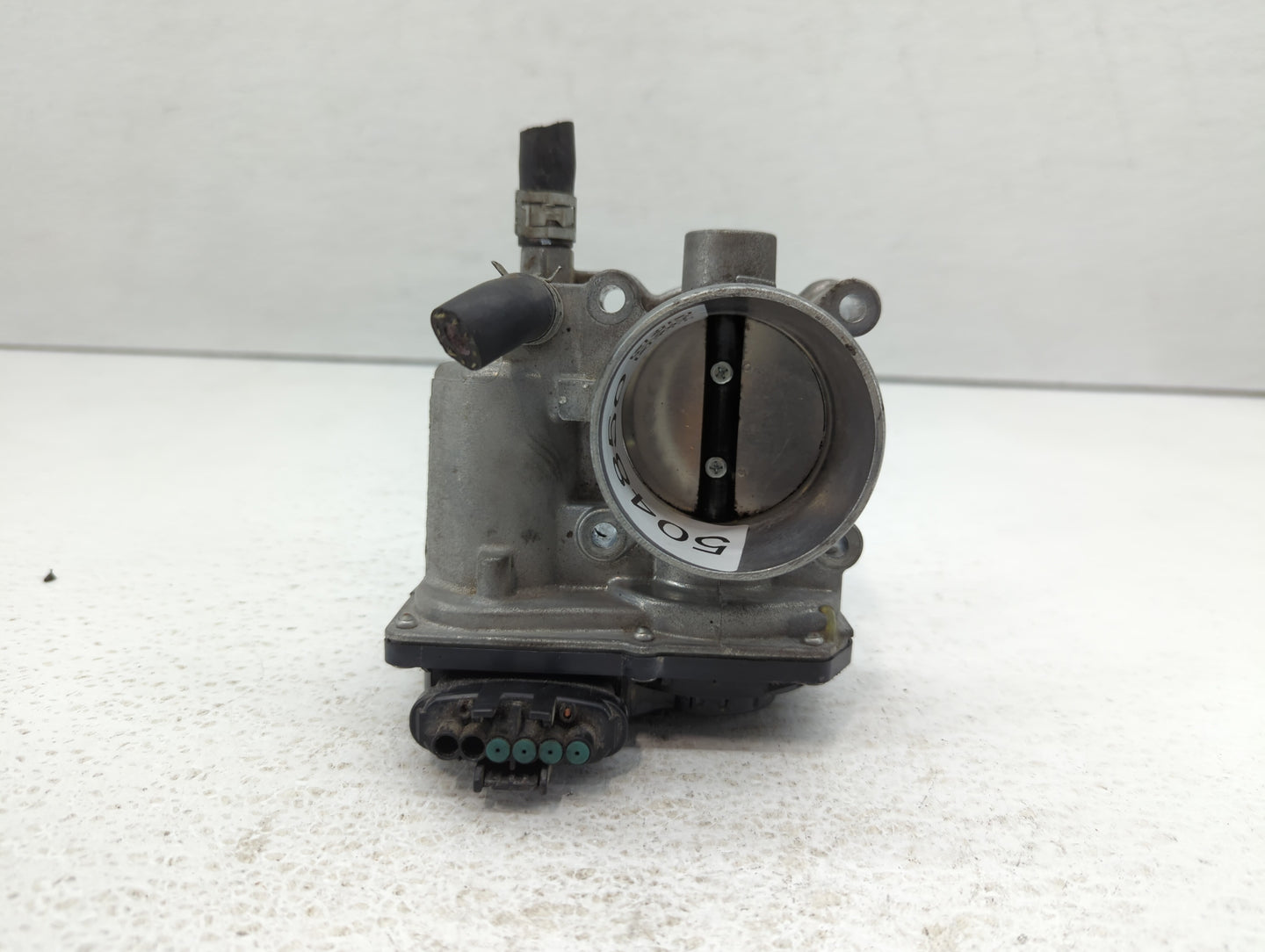 2011-2019 Toyota Corolla Throttle Body P/N:22030-0T080 Fits Fits 2011 2012 2013 2014 2015 2016 2017 2018 2019 OEM Used Auto 