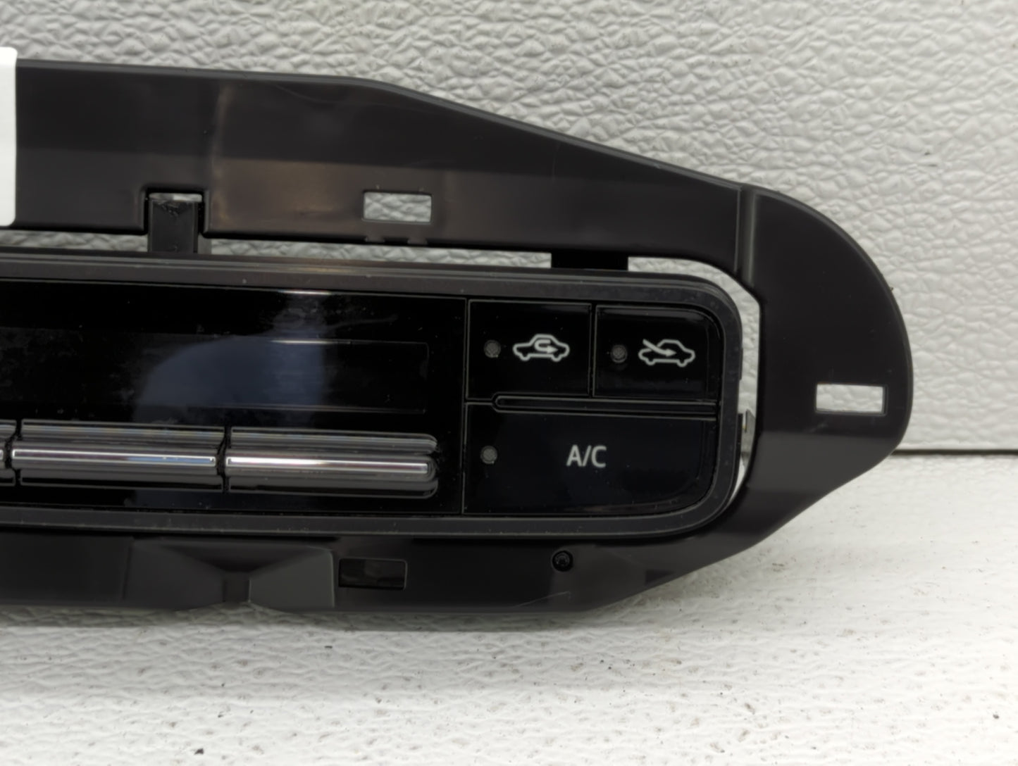 2017-2019 Toyota Corolla Climate Control Module Temperature AC/Heater Replacement P/N:75K114 Fits Fits 2017 2018 2019 OEM Us