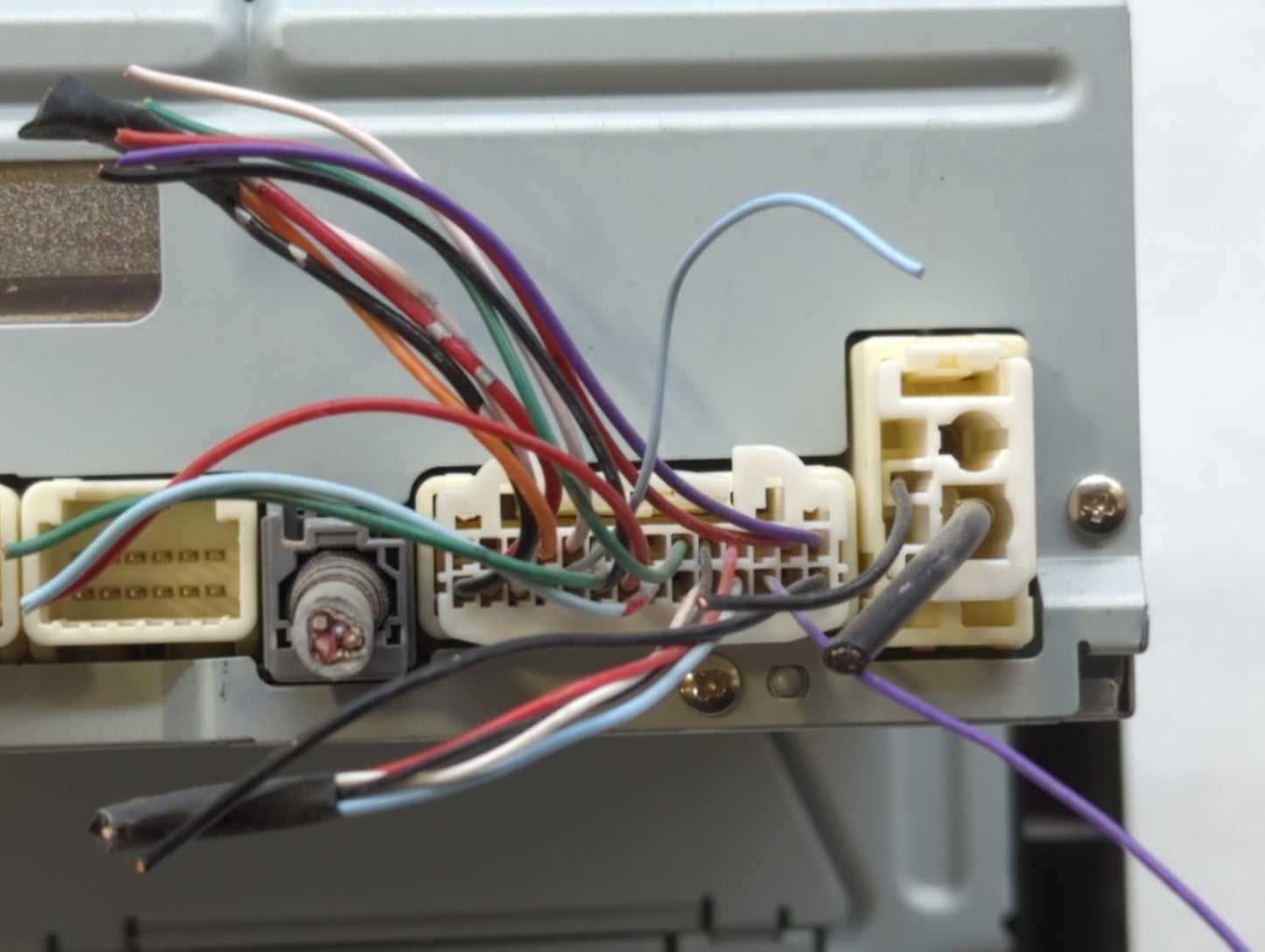 2017-2019 Toyota Corolla Am Fm Cd Player Radio Receiver - Oemusedautoparts1.com