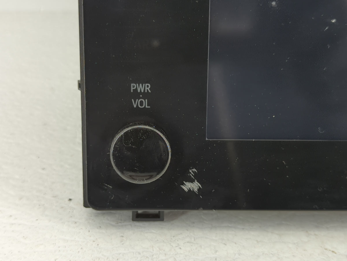 2017-2019 Toyota Corolla Am Fm Cd Player Radio Receiver 515807 - Oemusedautoparts1.com