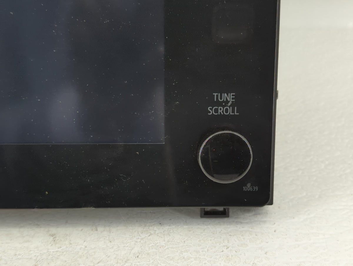 2017-2019 Toyota Corolla Am Fm Cd Player Radio Receiver 515807 - Oemusedautoparts1.com