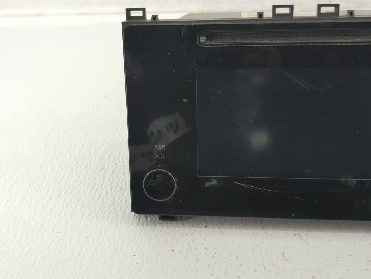2017-2019 Toyota Corolla Am Fm Cd Player Radio Receiver - Oemusedautoparts1.com