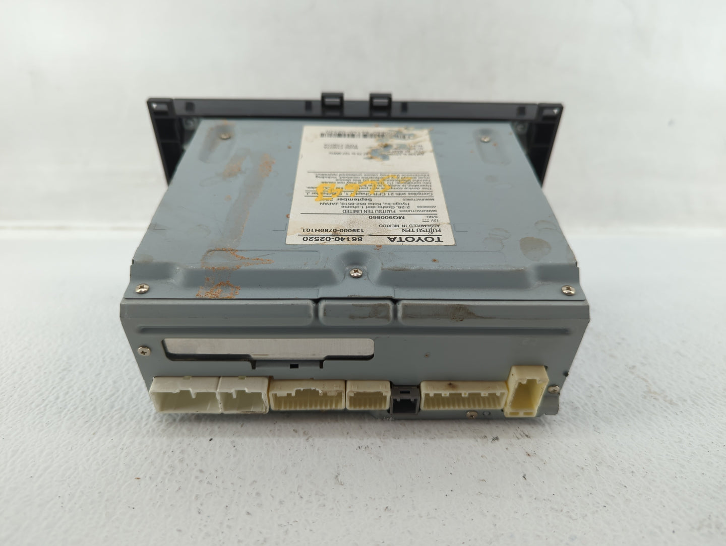 2017-2019 Toyota Corolla Am Fm Cd Player Radio Receiver - Oemusedautoparts1.com