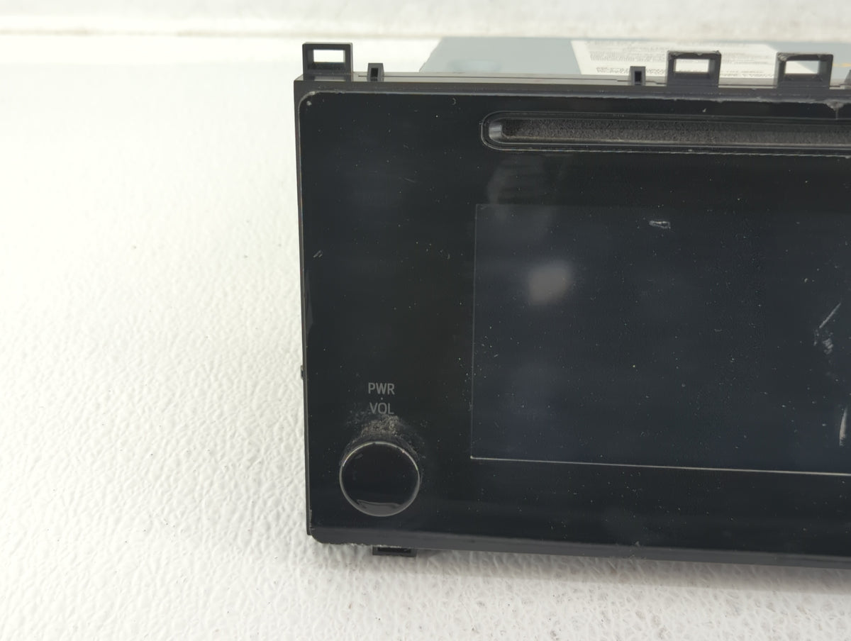 2017-2019 Toyota Corolla Am Fm Cd Player Radio Receiver 516997 - Oemusedautoparts1.com