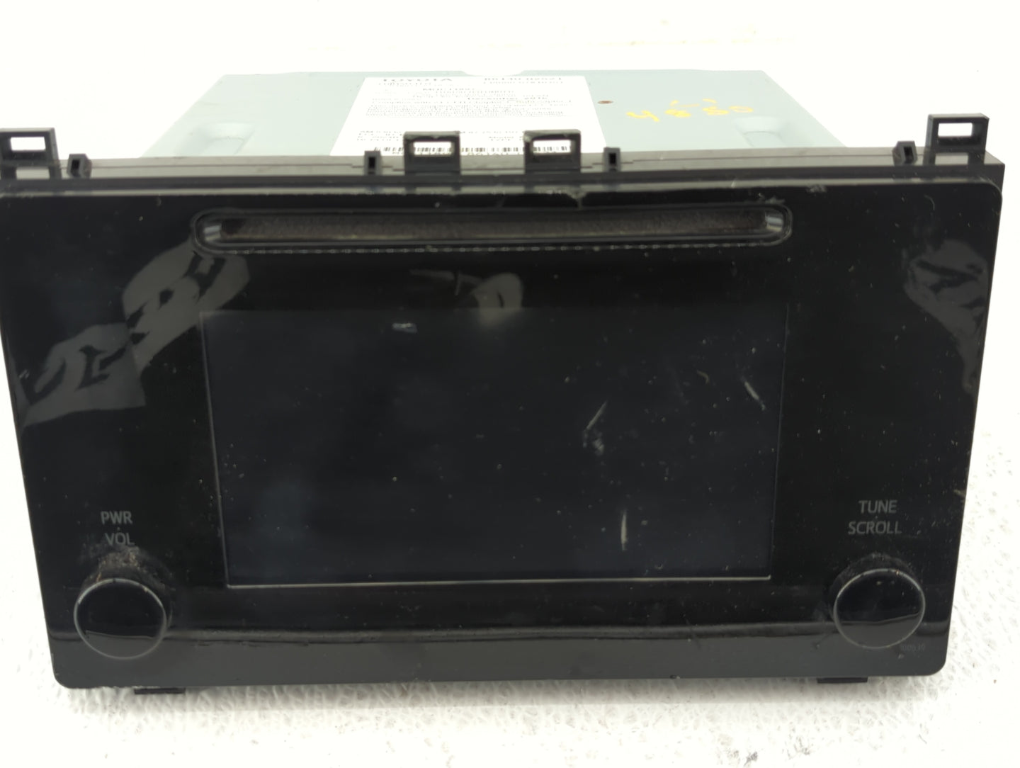 2017-2019 Toyota Corolla Am Fm Cd Player Radio Receiver - Oemusedautoparts1.com