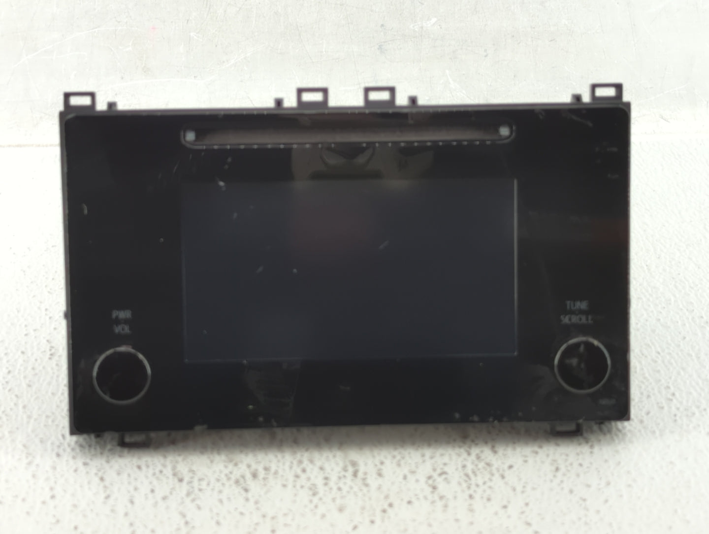 2017-2019 Toyota Corolla Am Fm Cd Player Radio Receiver - Oemusedautoparts1.com