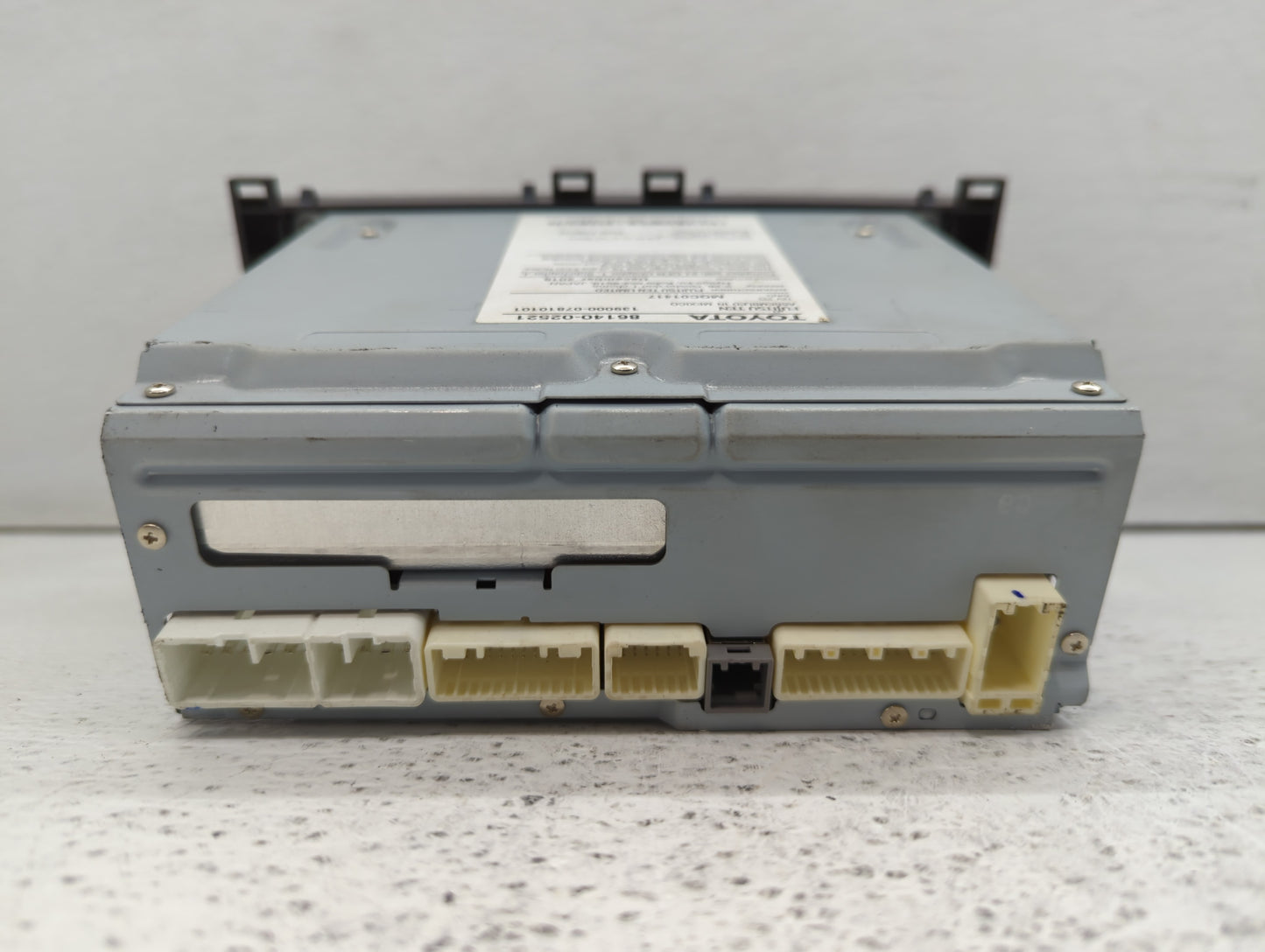 2017-2019 Toyota Corolla Am Fm Cd Player Radio Receiver - Oemusedautoparts1.com