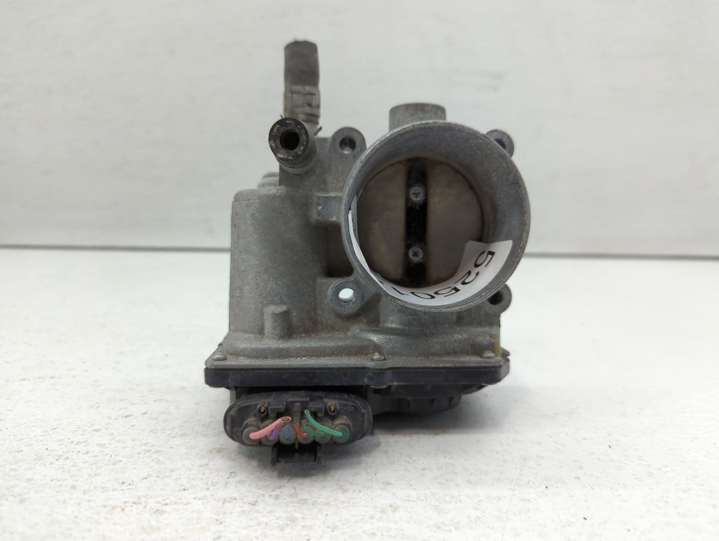 2011-2019 Toyota Corolla Throttle Body P/N:22030-0T080 Fits Fits 2011 2012 2013 2014 2015 2016 2017 2018 2019 OEM Used Auto 