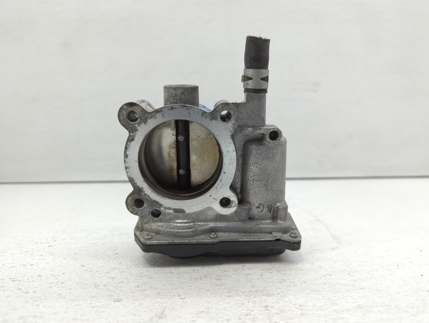 2011-2019 Toyota Corolla Throttle Body P/N:22030-0T080 Fits Fits 2011 2012 2013 2014 2015 2016 2017 2018 2019 OEM Used Auto 