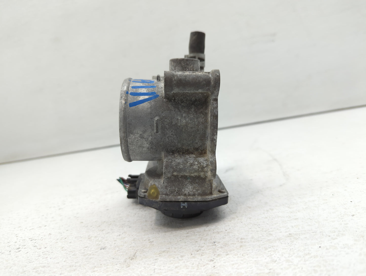 2011-2019 Toyota Corolla Throttle Body P/N:22030-0T080 Fits Fits 2011 2012 2013 2014 2015 2016 2017 2018 2019 OEM Used Auto 