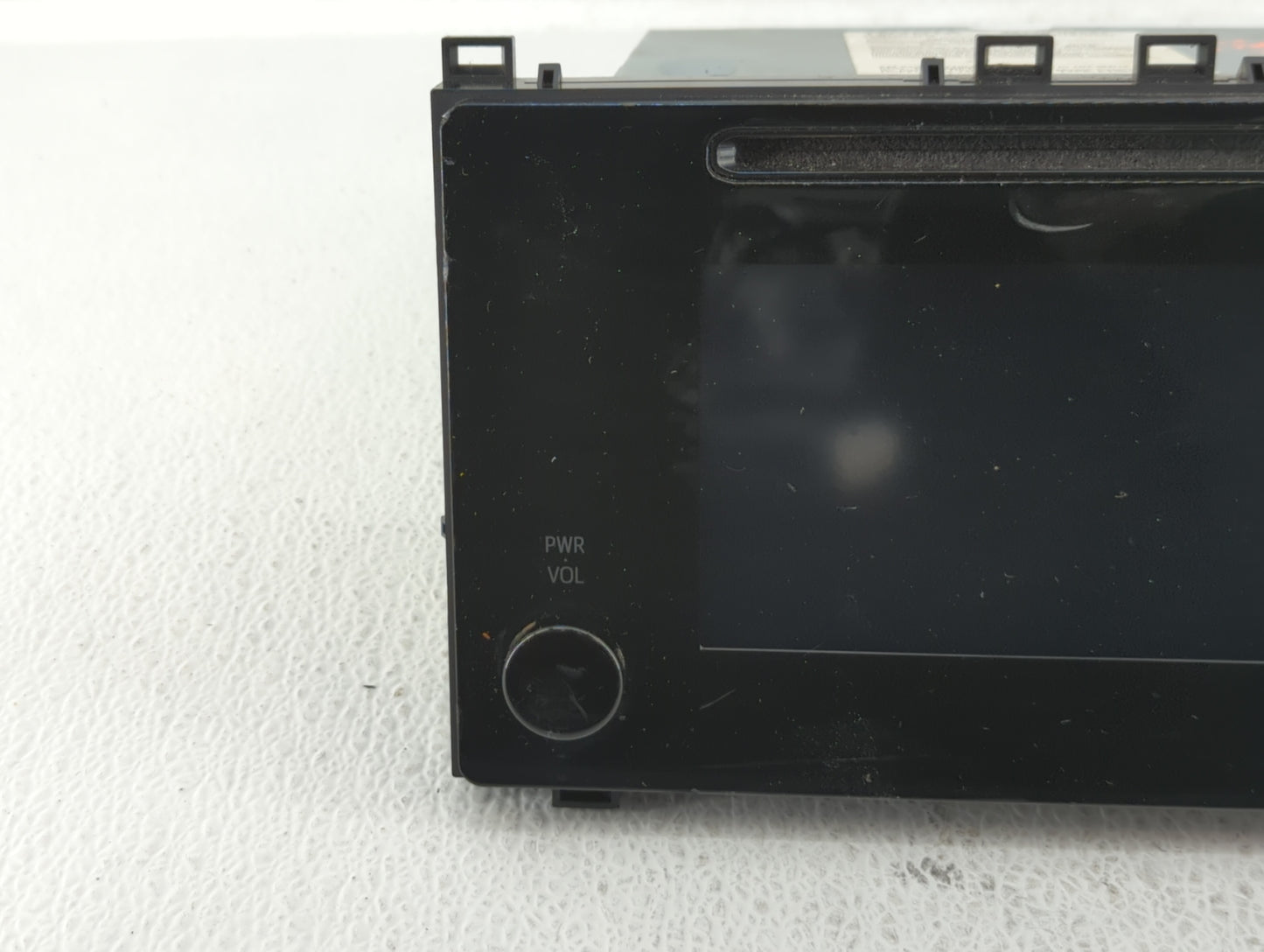 2017-2019 Toyota Corolla Am Fm Cd Player Radio Receiver - Oemusedautoparts1.com