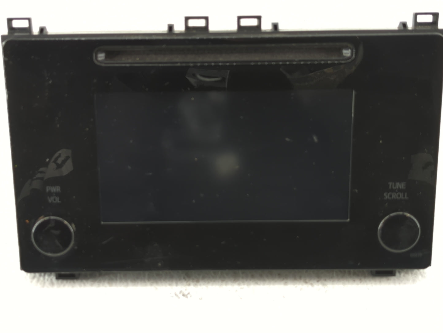 2017-2019 Toyota Corolla Am Fm Cd Player Radio Receiver - Oemusedautoparts1.com