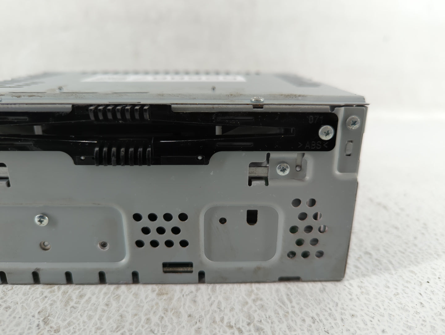 2017-2019 Toyota Corolla Am Fm Cd Player Radio Receiver - Oemusedautoparts1.com