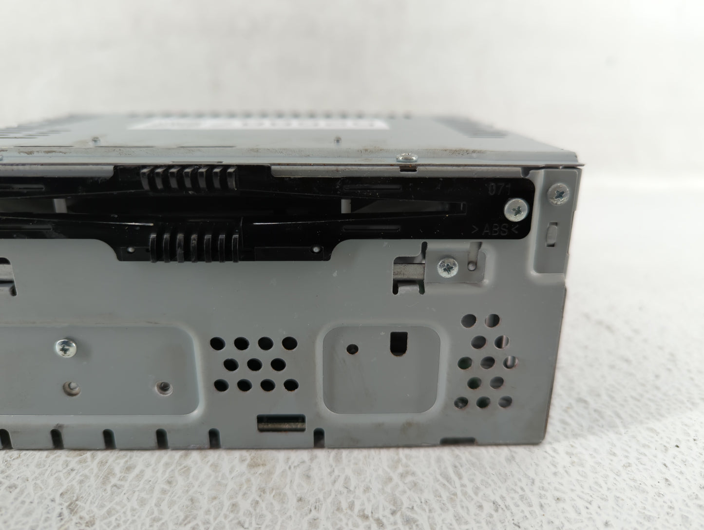 2017-2019 Toyota Corolla Am Fm Cd Player Radio Receiver - Oemusedautoparts1.com