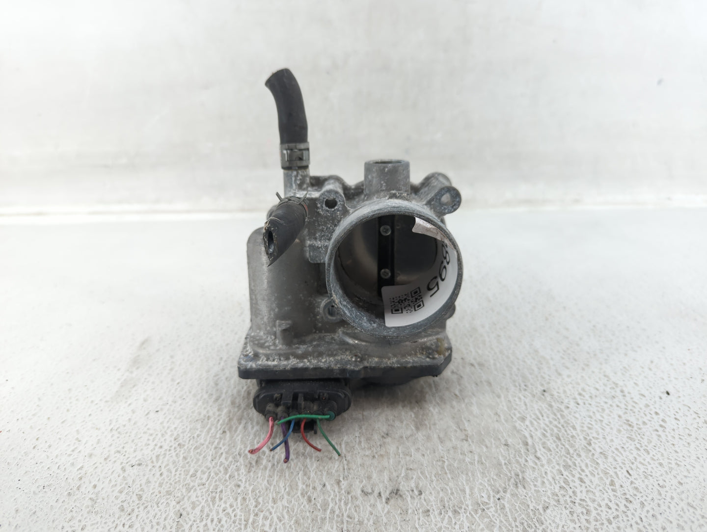 2011-2019 Toyota Corolla Throttle Body P/N:22030-0T080 Fits Fits 2011 2012 2013 2014 2015 2016 2017 2018 2019 OEM Used Auto 