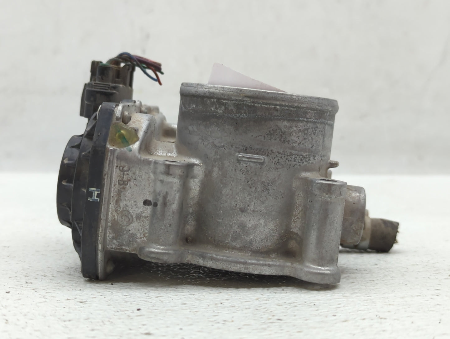 2011-2019 Toyota Corolla Throttle Body P/N:22030-0T080 Fits Fits 2011 2012 2013 2014 2015 2016 2017 2018 2019 OEM Used Auto 