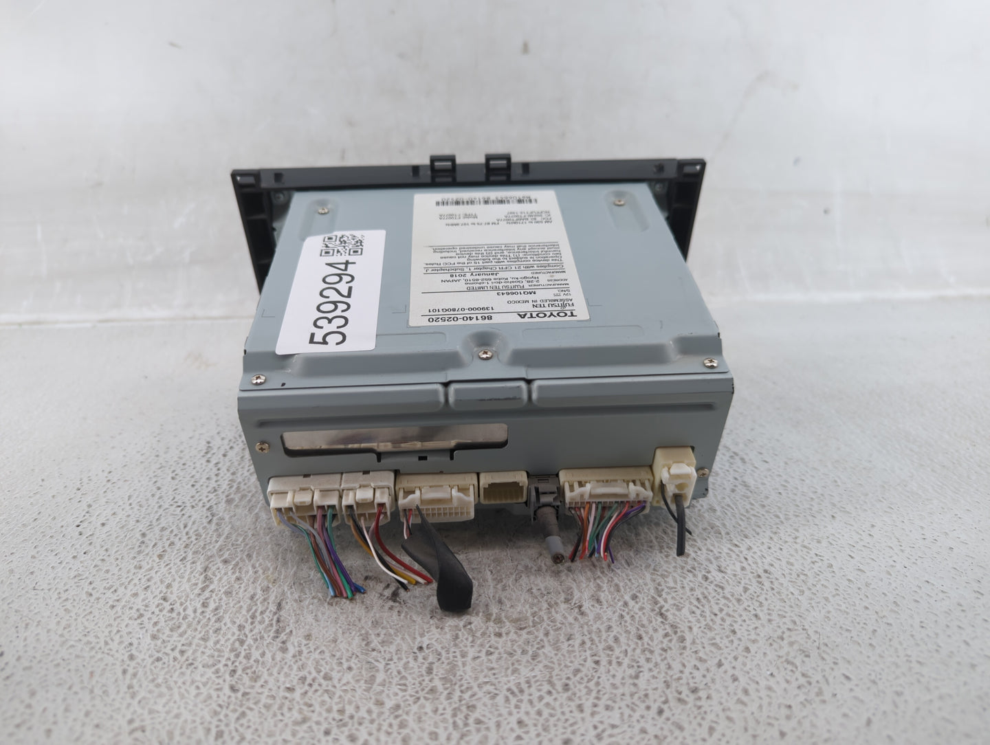 2017-2019 Toyota Corolla Am Fm Cd Player Radio Receiver - Oemusedautoparts1.com