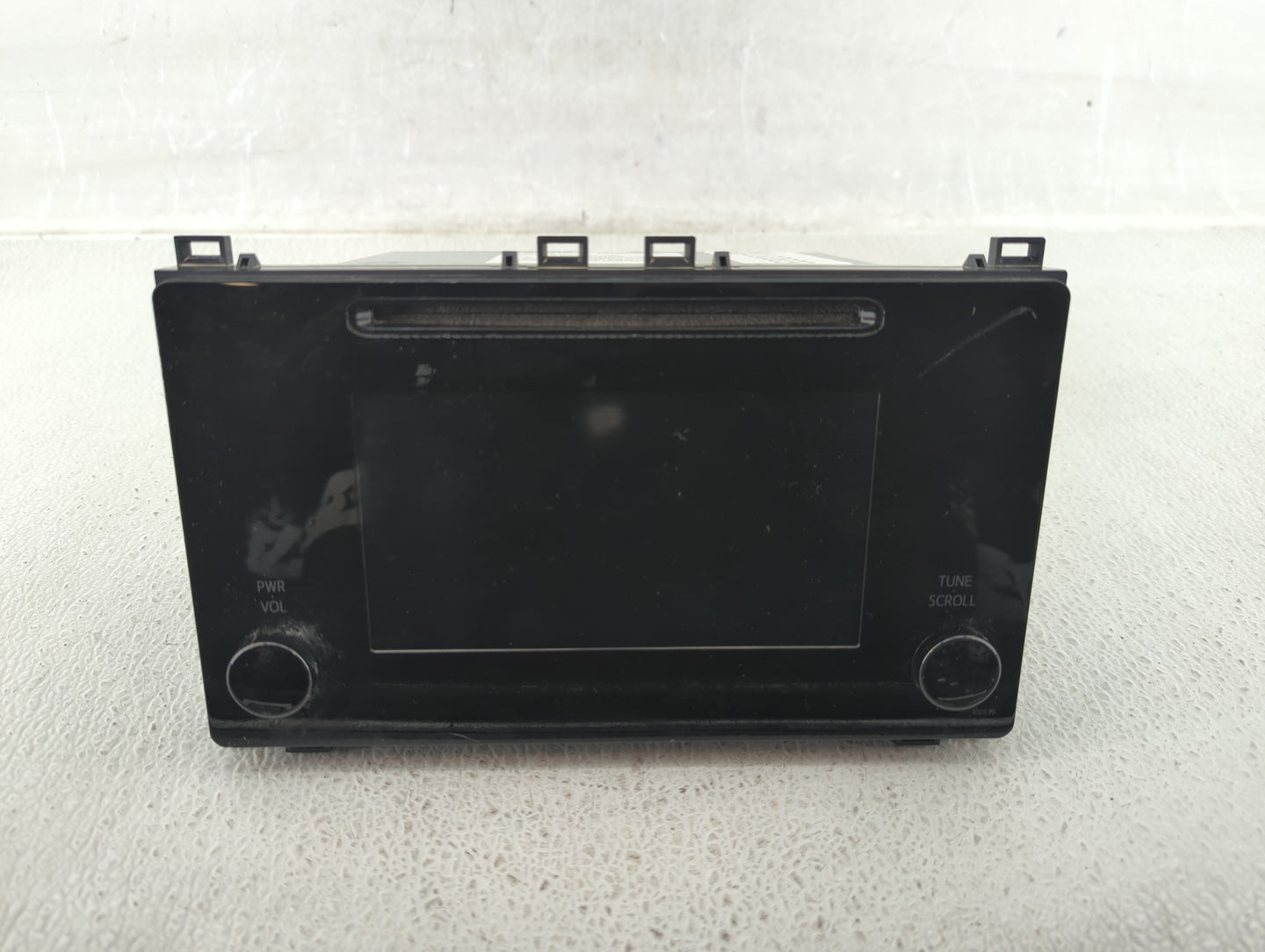 2017-2019 Toyota Corolla Am Fm Cd Player Radio Receiver - Oemusedautoparts1.com
