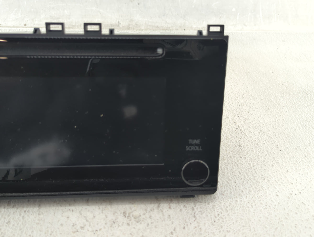 2017-2019 Toyota Corolla Am Fm Cd Player Radio Receiver 539827 - Oemusedautoparts1.com